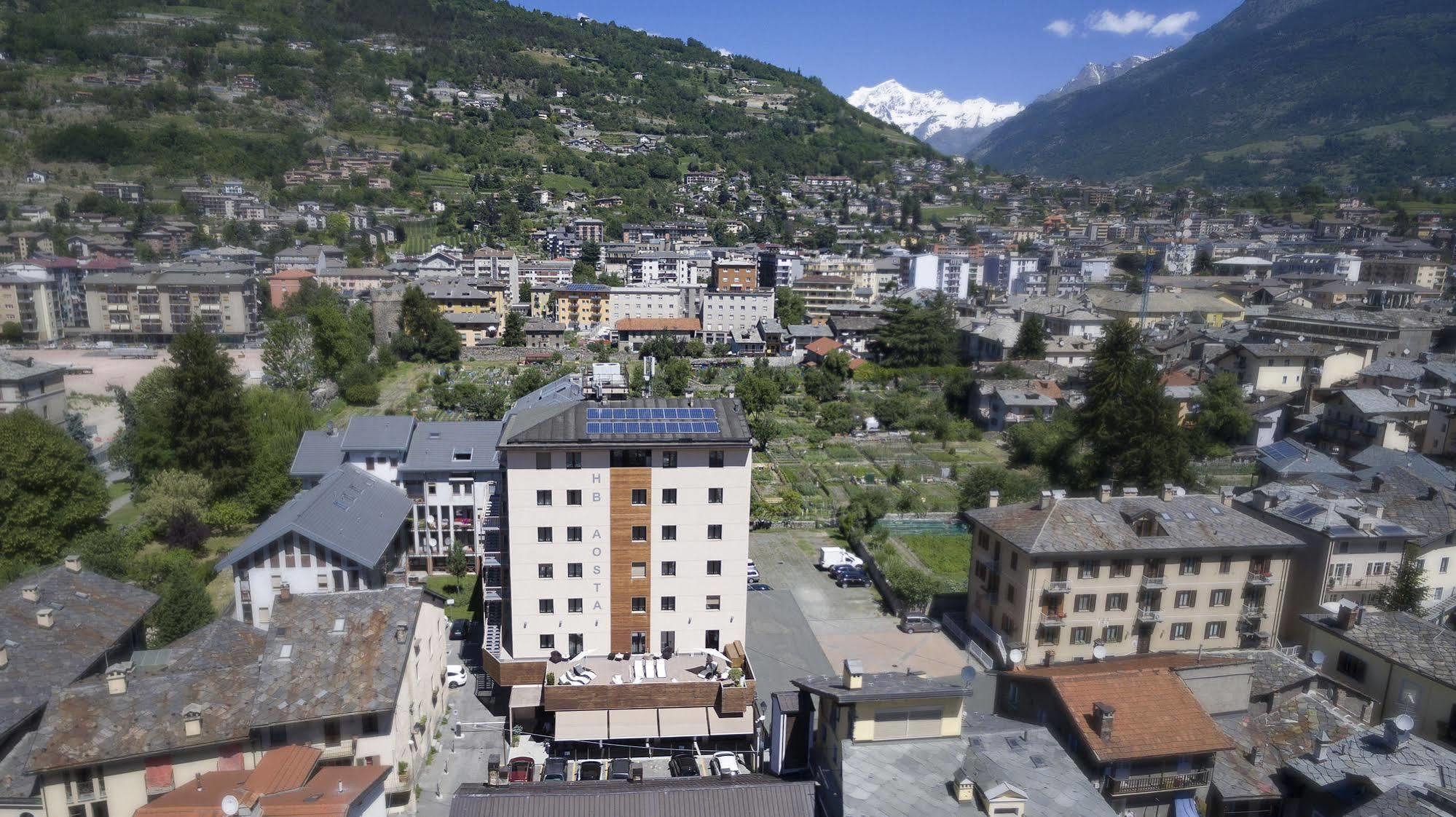 Hb Aosta Hotel & Balcony Spa Exterior photo