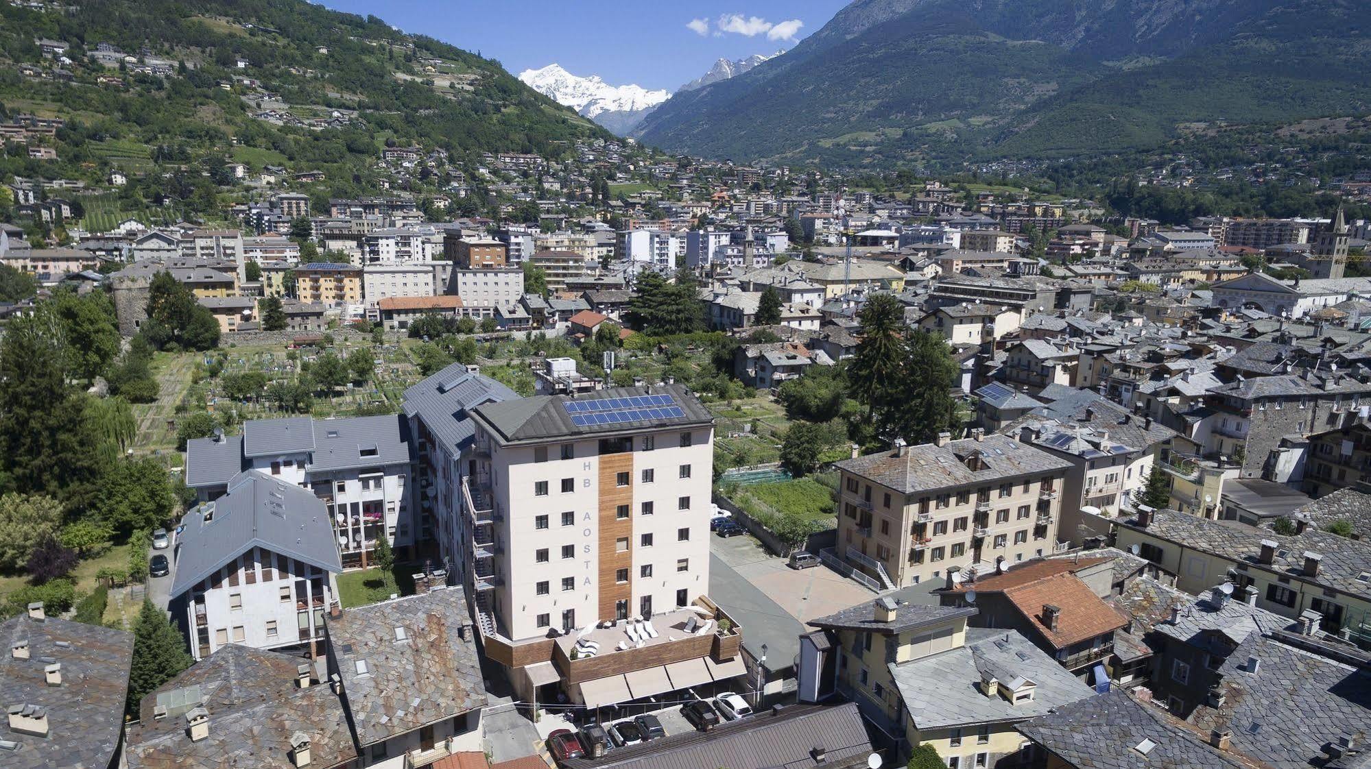 Hb Aosta Hotel & Balcony Spa Exterior photo